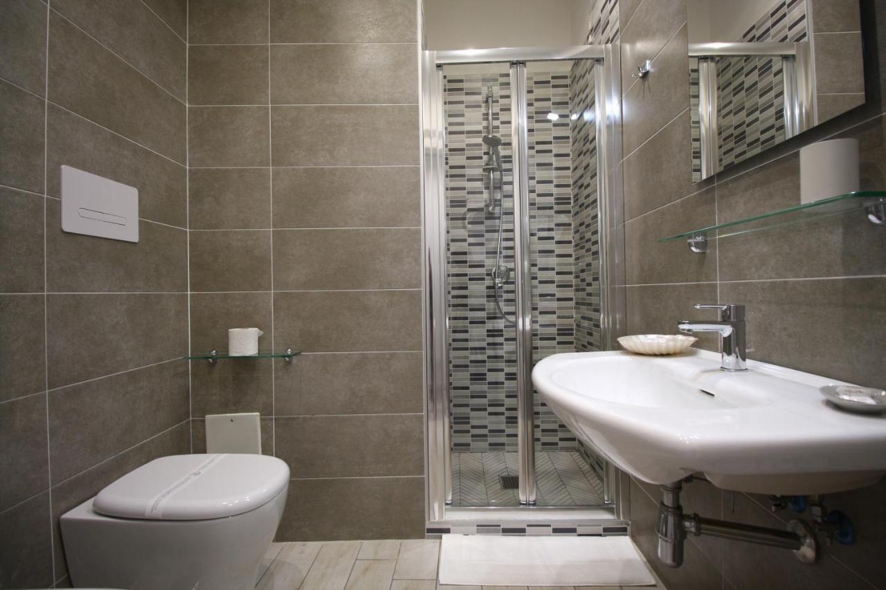 Recia Room Neapel Exterior foto
