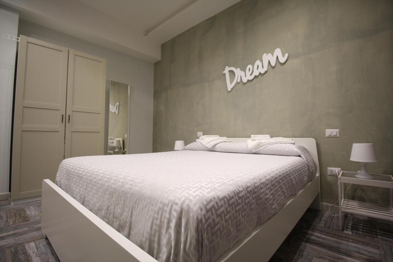 Recia Room Neapel Exterior foto